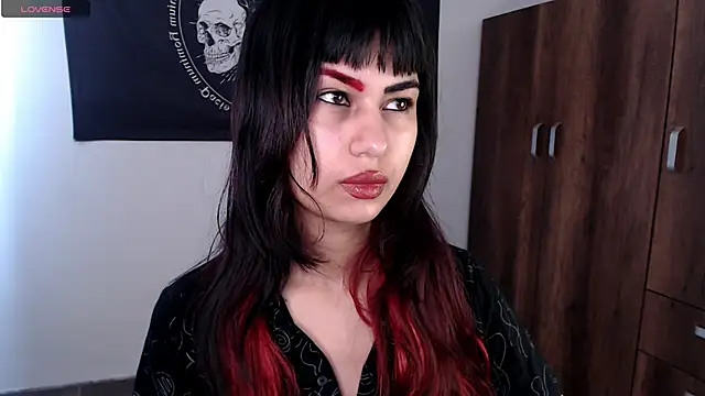 Snapshot of Little-Lucifer chatting on February 9, 2026, 6:45 pm Little-Lucifer online show from February 9, 2026, 6:45 pm