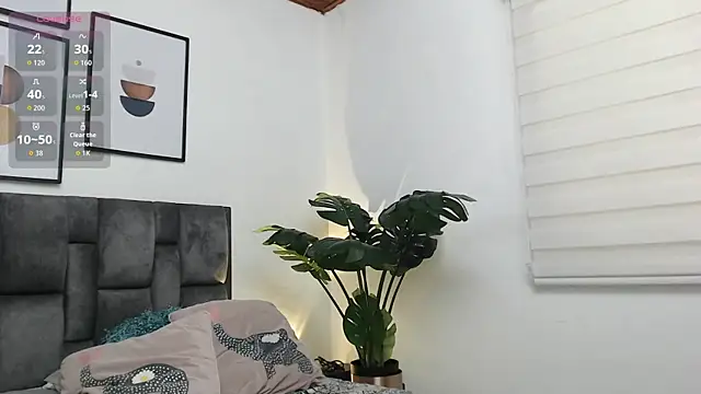 Snapshot of samy_l chatting on December 20, 2025, 12:23 pm samy l online show from December 20, 2025, 12:23 pm