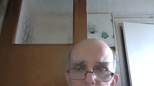 mariusica1xh online show from February 6, 2026, 10:51 am