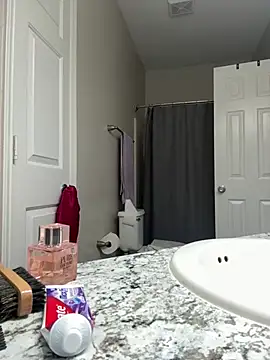 SexyHoneyRedd online show from February 18, 2025, 11:33 am