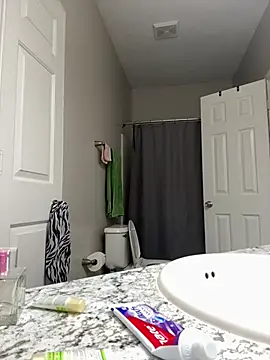 SexyHoneyRedd online show from March 13, 2025, 10:36 am