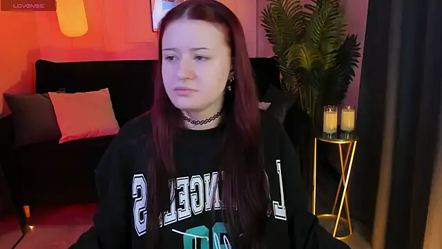 Lily Moonlight online show from March 1, 2026, 7:21 am