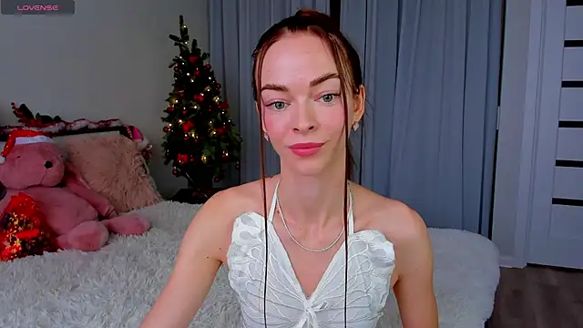 Undertheskin online show from December 28, 2024, 4:20 pm