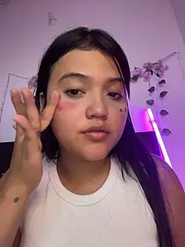 alisson carolina73 online show from February 19, 2026, 1:56 am