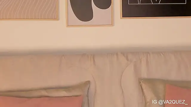 Heyloreley online show from February 19, 2026, 3:13 am