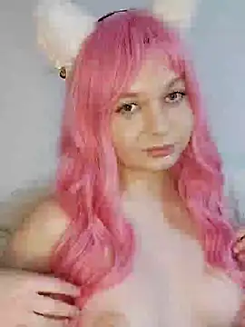 Snapshot of Ekaterina27 chatting on December 16, 2024, 5:06 am Ekaterina27 online show from December 16, 2024, 5:06 am