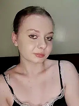 Snapshot of Ekaterina27 chatting on February 14, 2025, 8:31 am Ekaterina27 online show from February 14, 2025, 8:31 am