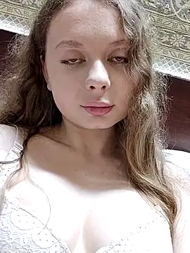 Snapshot of Ekaterina27 chatting on February 6, 2026, 6:29 am Ekaterina27 online show from February 6, 2026, 6:29 am