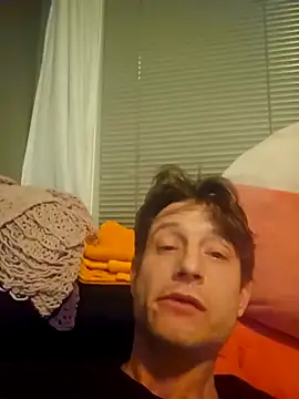 Snapshot of kindbut69 chatting on January 10, 2025, 1:32 am kindbut69 online show from January 10, 2025, 1:32 am