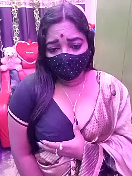 Snapshot of ella_mariya chatting on February 2, 2026, 10:08 pm ella mariya online show from February 2, 2026, 10:08 pm