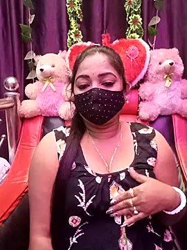 Snapshot of ella_mariya chatting on February 12, 2026, 6:14 pm ella mariya online show from February 12, 2026, 6:14 pm