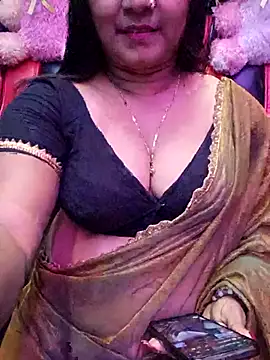 Snapshot of ella_mariya chatting on March 1, 2026, 7:05 pm ella mariya online show from March 1, 2026, 7:05 pm