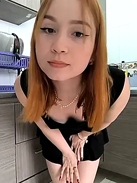 Snapshot of ELIZABETT_ chatting on December 29, 2024, 5:12 pm ELIZABETT online show from December 29, 2024, 5:12 pm