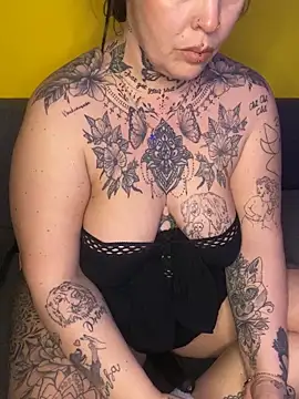 blondy40 online show from February 12, 2026, 11:22 pm