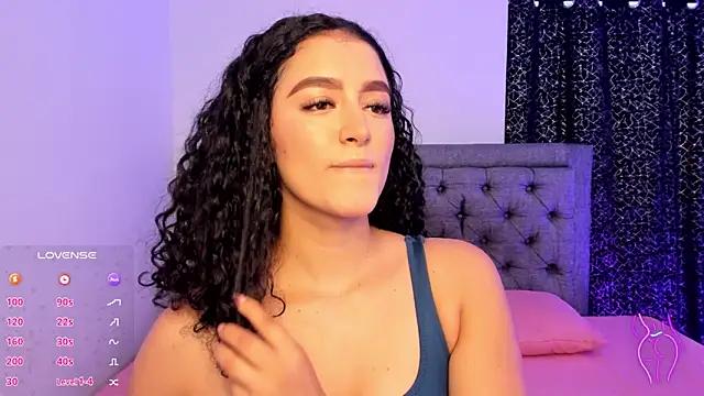 Snapshot of Adhara-zanne chatting on February 12, 2026, 1:17 pm Adhara-zanne online show from February 12, 2026, 1:17 pm