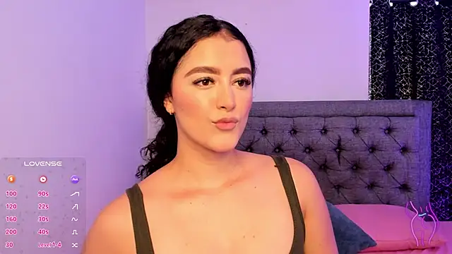 Snapshot of Adhara-zanne chatting on February 13, 2026, 3:30 pm Adhara-zanne online show from February 13, 2026, 3:30 pm