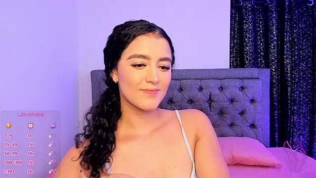 Snapshot of Adhara-zanne chatting on February 18, 2026, 2:18 am Adhara-zanne online show from February 18, 2026, 2:18 am