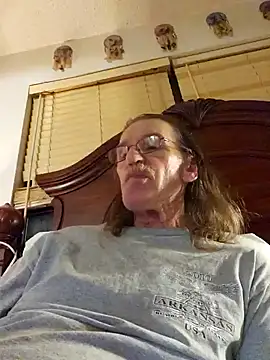 coolbrease10 online show from December 31, 2024, 8:04 am