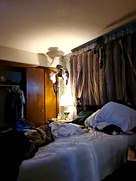 coolbrease10 online show from January 6, 2025, 8:39 pm