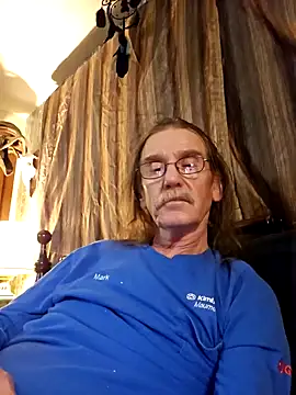 coolbrease10 online show from January 14, 2025, 3:43 am