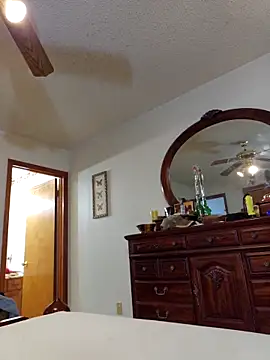 coolbrease10 online show from February 23, 2025, 10:53 pm