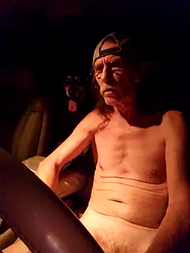 coolbrease10 online show from September 17, 2025, 9:22 am