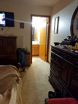 coolbrease10 online show from September 19, 2025, 6:04 am