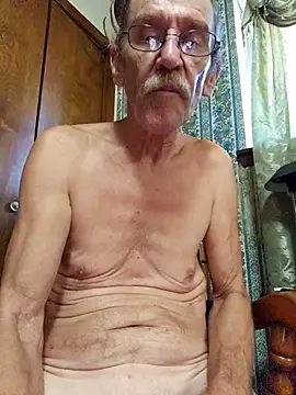 coolbrease10 online show from October 9, 2025, 8:29 pm