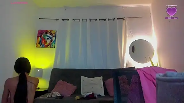 Snapshot of Sophie_sweett19 chatting on February 28, 2026, 4:46 am Sophie sweett19 online show from February 28, 2026, 4:46 am