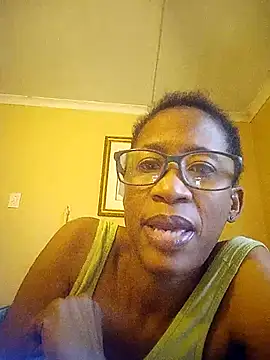 Snapshot of bustybillies chatting on January 19, 2026, 4:49 am bustybillies online show from January 19, 2026, 4:49 am