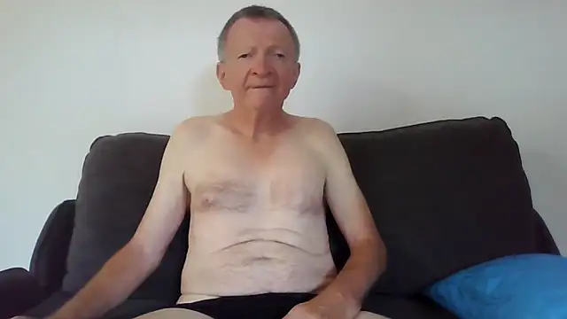 Snapshot of naturiste974 chatting on February 26, 2026, 10:36 am naturiste974 online show from February 26, 2026, 10:36 am