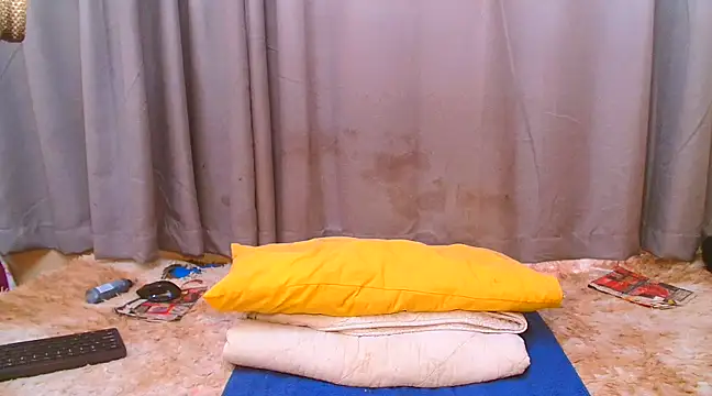 Snapshot of SexyCamilaxx chatting on February 9, 2025, 1:46 pm SexyCamilaxx online show from February 9, 2025, 1:46 pm