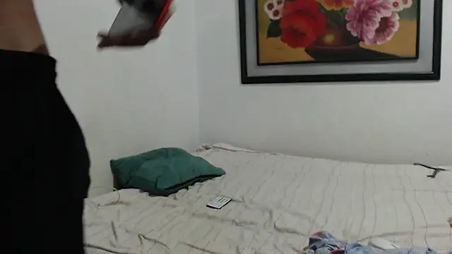 Snapshot of stvn_420 chatting on December 11, 2024, 11:00 pm stvn 420 online show from December 11, 2024, 11:00 pm