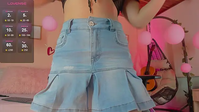 Snapshot of honey_fox1 chatting on February 17, 2025, 9:52 pm honey fox1 online show from February 17, 2025, 9:52 pm