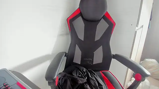 AndresChuboi online show from February 8, 2026, 2:20 pm