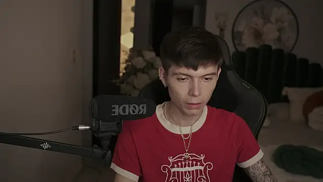 Snapshot of IsmaelRichardson chatting on March 19, 2025, 5:52 am IsmaelRichardson online show from March 19, 2025, 5:52 am