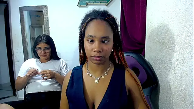 Snapshot of diabla_sexyboobs chatting on February 17, 2026, 9:54 pm diabla sexyboobs online show from February 17, 2026, 9:54 pm