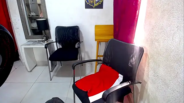 Snapshot of diabla_sexyboobs chatting on February 21, 2026, 9:16 pm diabla sexyboobs online show from February 21, 2026, 9:16 pm