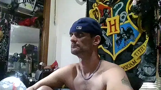 Snapshot of slinginbigD chatting on January 5, 2026, 9:07 pm slinginbigD online show from January 5, 2026, 9:07 pm