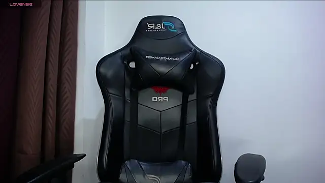 Snapshot of janna_isa chatting on February 25, 2025, 2:58 am janna isa online show from February 25, 2025, 2:58 am