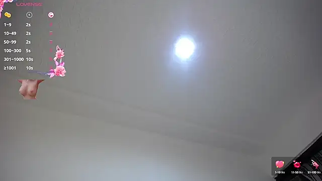 Snapshot of janna_isa chatting on March 4, 2025, 7:43 pm janna isa online show from March 4, 2025, 7:43 pm