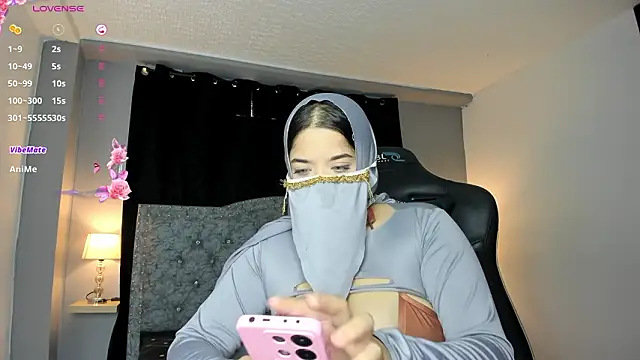 Snapshot of janna_isa chatting on February 27, 2026, 8:53 pm janna isa online show from February 27, 2026, 8:53 pm