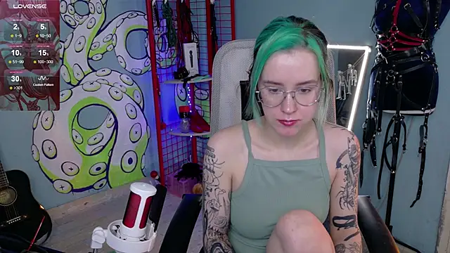 Cumpotik Eve online show from February 14, 2026, 4:42 am