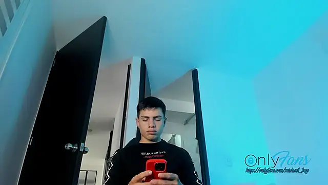 Snapshot of michael_boy88 chatting on September 9, 2025, 8:52 pm michael boy88 online show from September 9, 2025, 8:52 pm