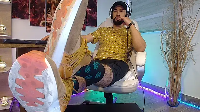 alessandro wye online show from March 19, 2025, 8:54 pm