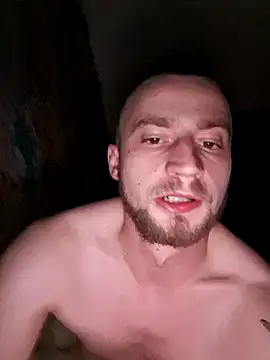 wariacik0024 online show from February 28, 2026, 2:12 am