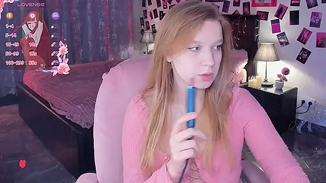 KarambaMoon online show from March 1, 2026, 8:55 pm