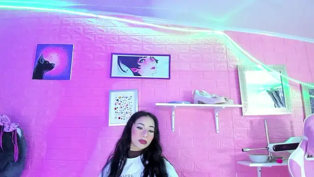 Snapshot of hanna__azumi chatting on February 1, 2026, 2:54 am hanna azumi online show from February 1, 2026, 2:54 am