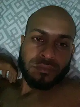 islandvybee55 online show from February 10, 2026, 2:37 am