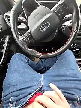 Titanhoott online show from January 27, 2025, 11:11 am